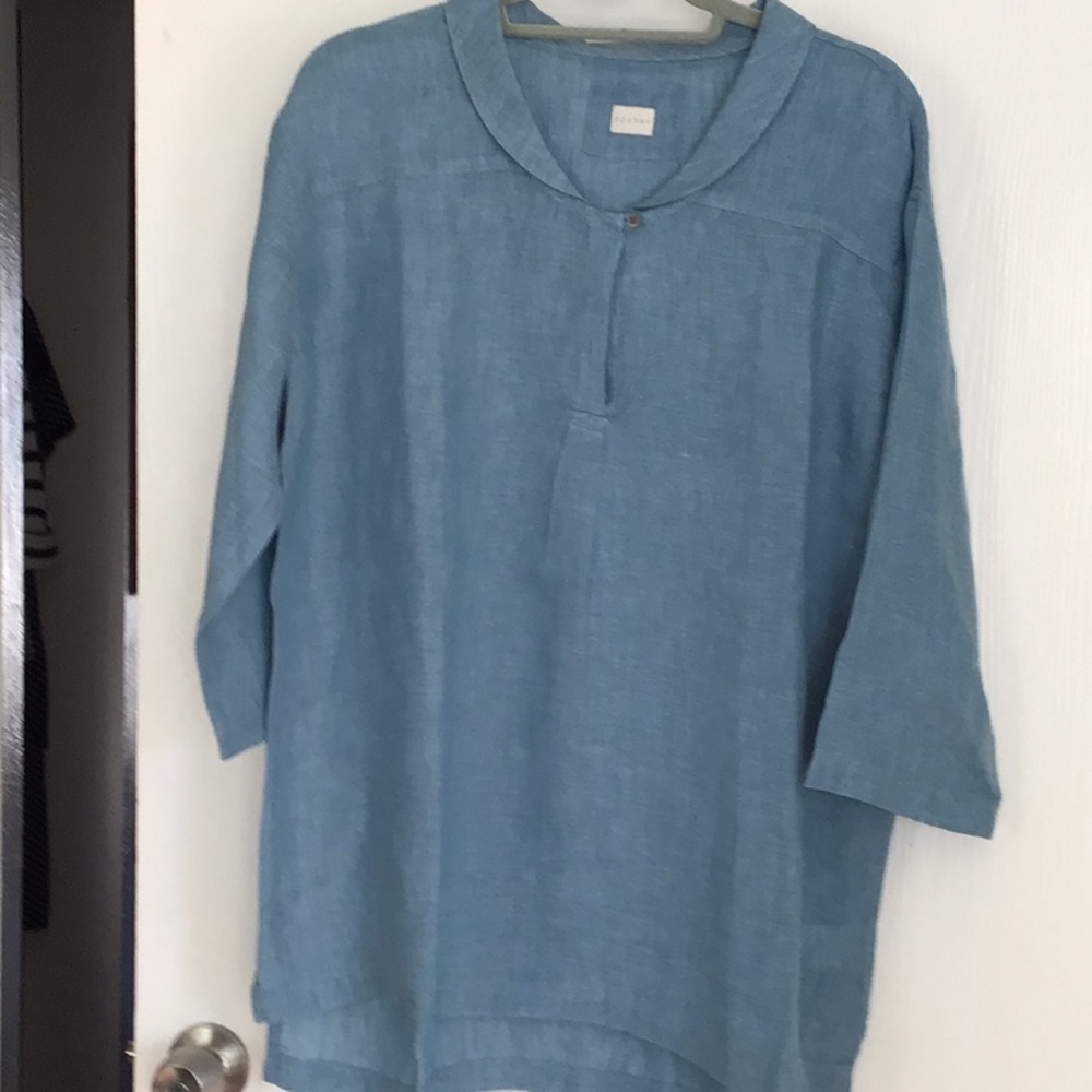 Linen summer blouse